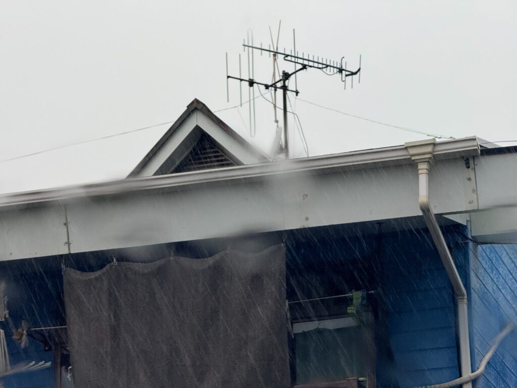 雨が降った日は、工事はどうなる？